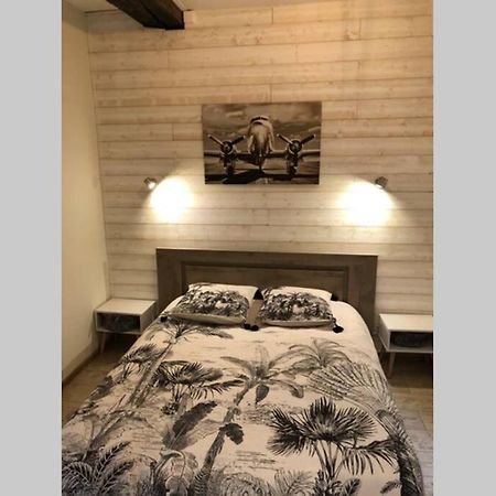 Laon :   Suite privée au pied de la Cathédrale  Exterior foto