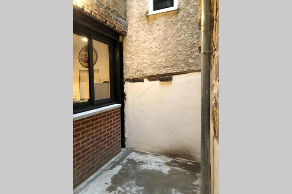 Laon :   Suite privée au pied de la Cathédrale  Exterior foto